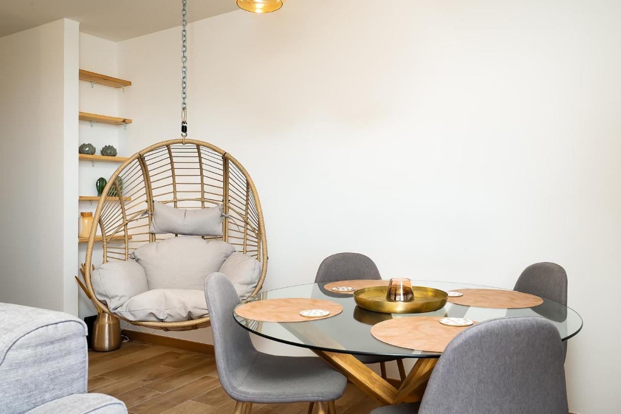 Charming Apartment W/ Pool & Balcony In Portimao By Lovelystay Esterno foto
